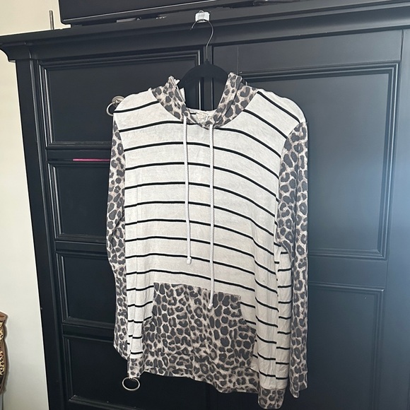 7th Ray Tops - 7th Ray Striped and Leopard Print Hoodie - Black, White, Brown